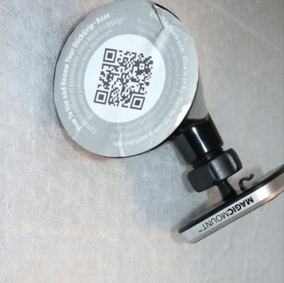 MagicMount™ Pro2 Flush MountMagSafe® Compatible Magnetic Phone Mount - Picture 8 of 10